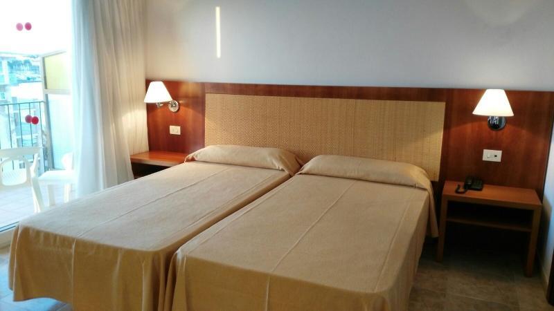 Hotel Encant El Arenal  Bagian luar foto